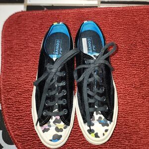 Converse black suede/velvet upper with color dot toe size 8 trendy teacher goth